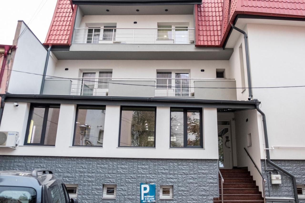 Отель Casa Gabriela Бухарест Экстерьер фото